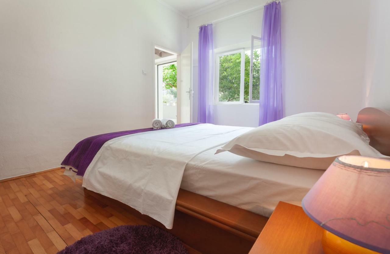 Apartments R Makarska Bagian luar foto