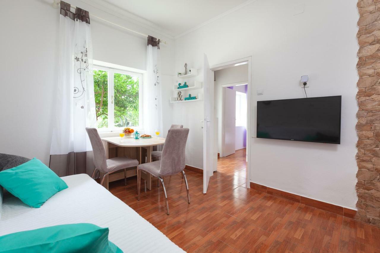 Apartments R Makarska Bagian luar foto